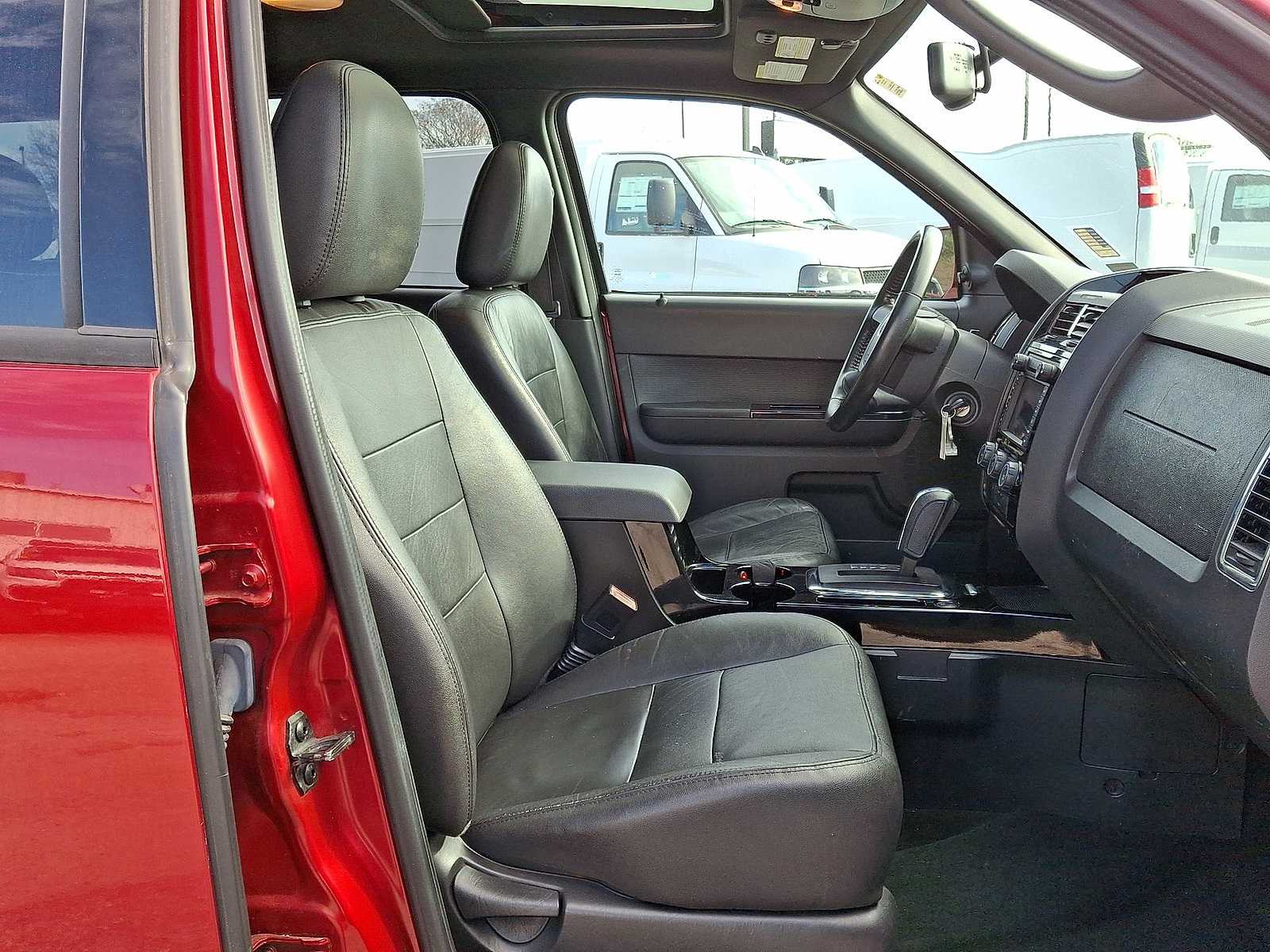 Thumbnail: 2012 Ford Escape - 31