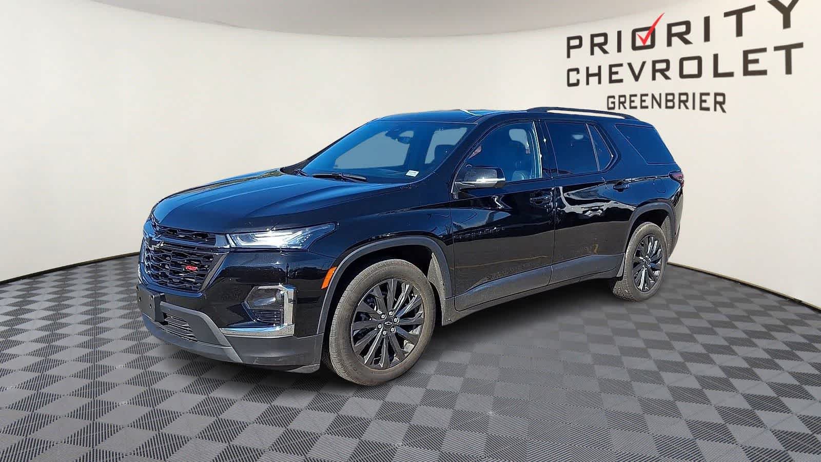 Thumbnail: 2023 Chevrolet Traverse - 4