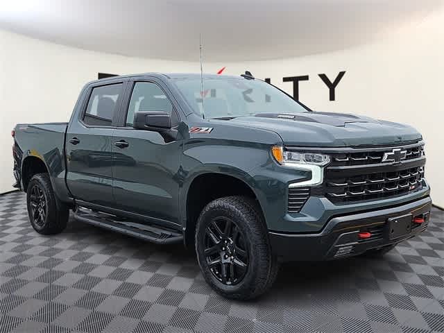 2025 Chevrolet Silverado 1500  3