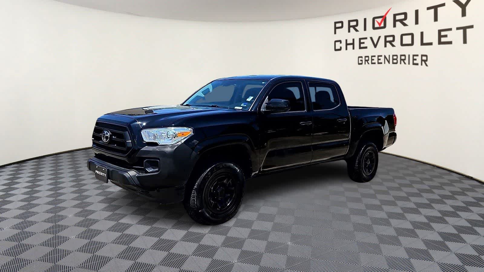 Thumbnail: 2023 Toyota Tacoma - 4