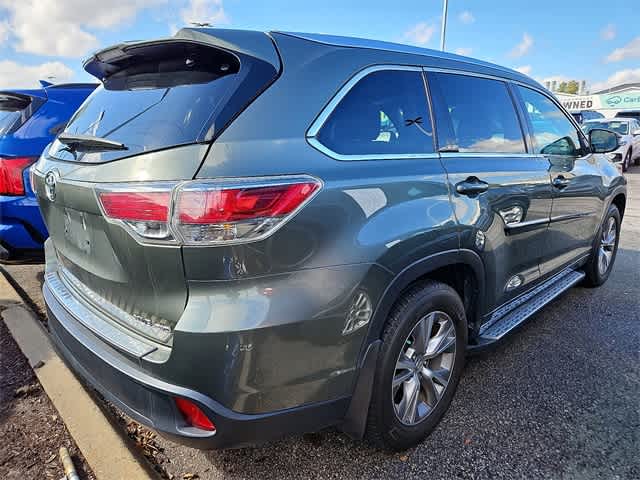 Thumbnail: 2015 Toyota Highlander - 3