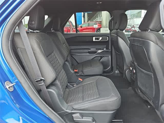 Thumbnail: 2020 Ford Explorer - 31