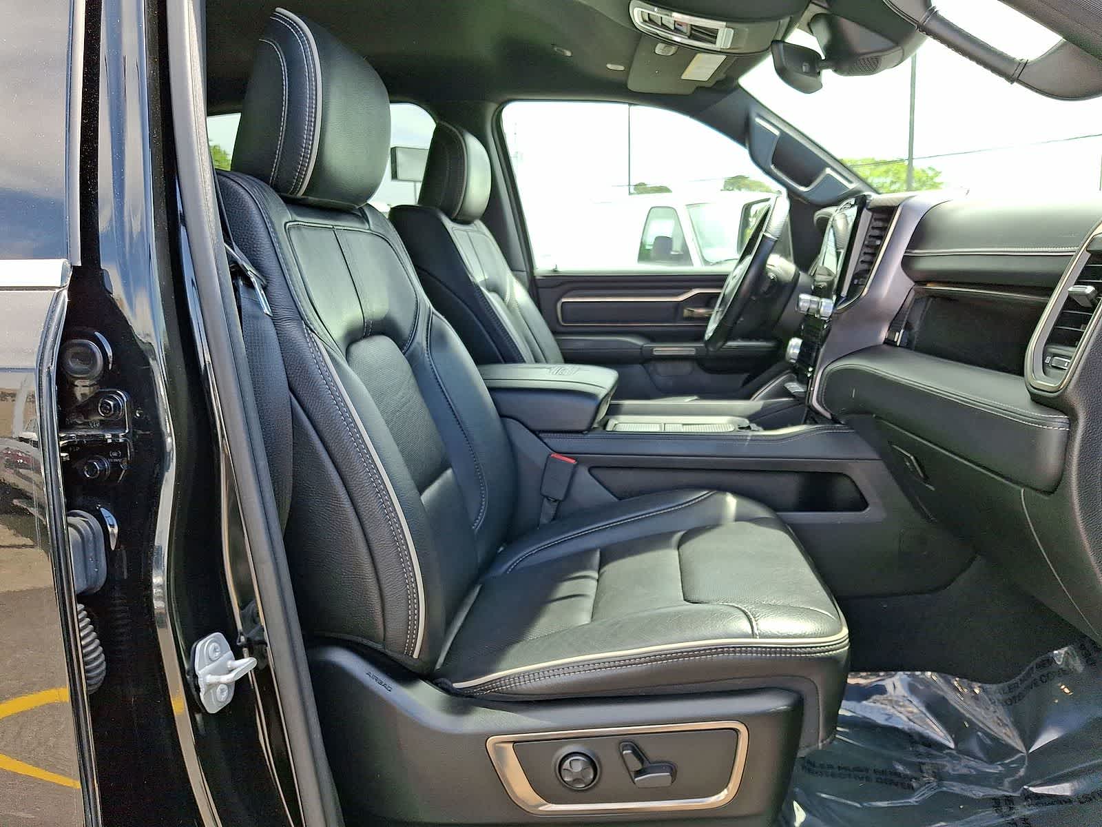 Thumbnail: 2019 RAM 1500 - 34