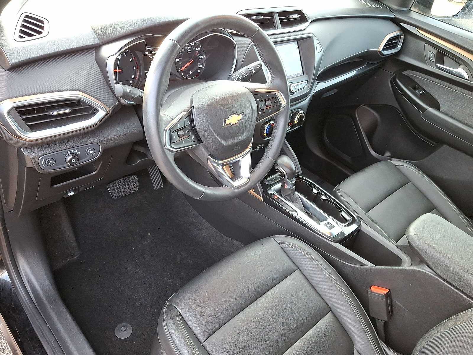 Thumbnail: 2022 Chevrolet TrailBlazer - 16