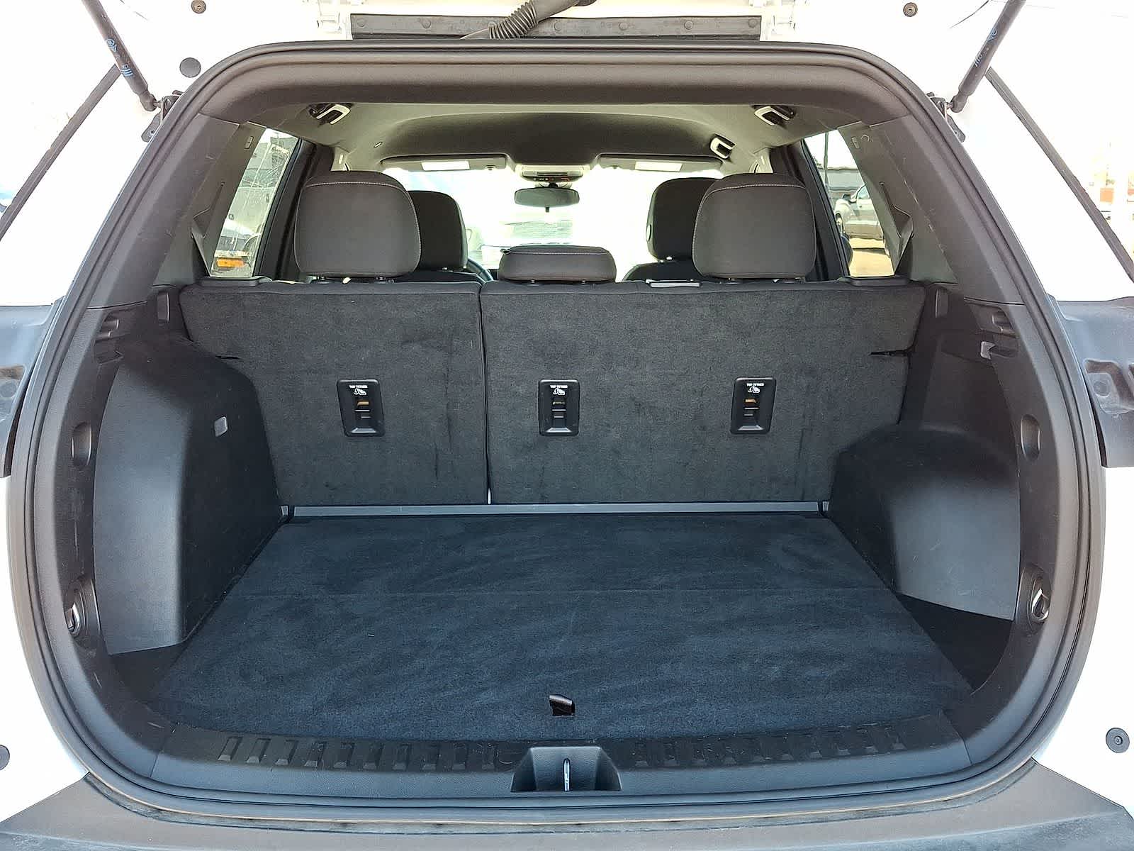 Thumbnail: 2025 Chevrolet Equinox - 31