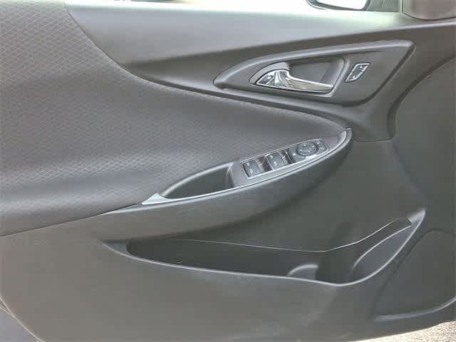 Thumbnail: 2020 Chevrolet Malibu - 26