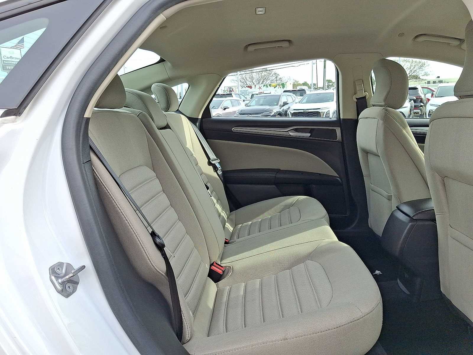 Thumbnail: 2018 Ford Fusion - 30