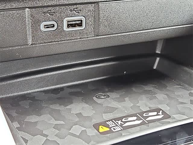 Thumbnail: 2026 Chevrolet Colorado - 22