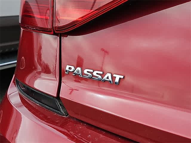 Thumbnail: 2018 Volkswagen Passat - 5