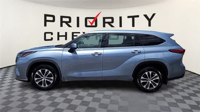 Thumbnail: 2021 Toyota Highlander - 5