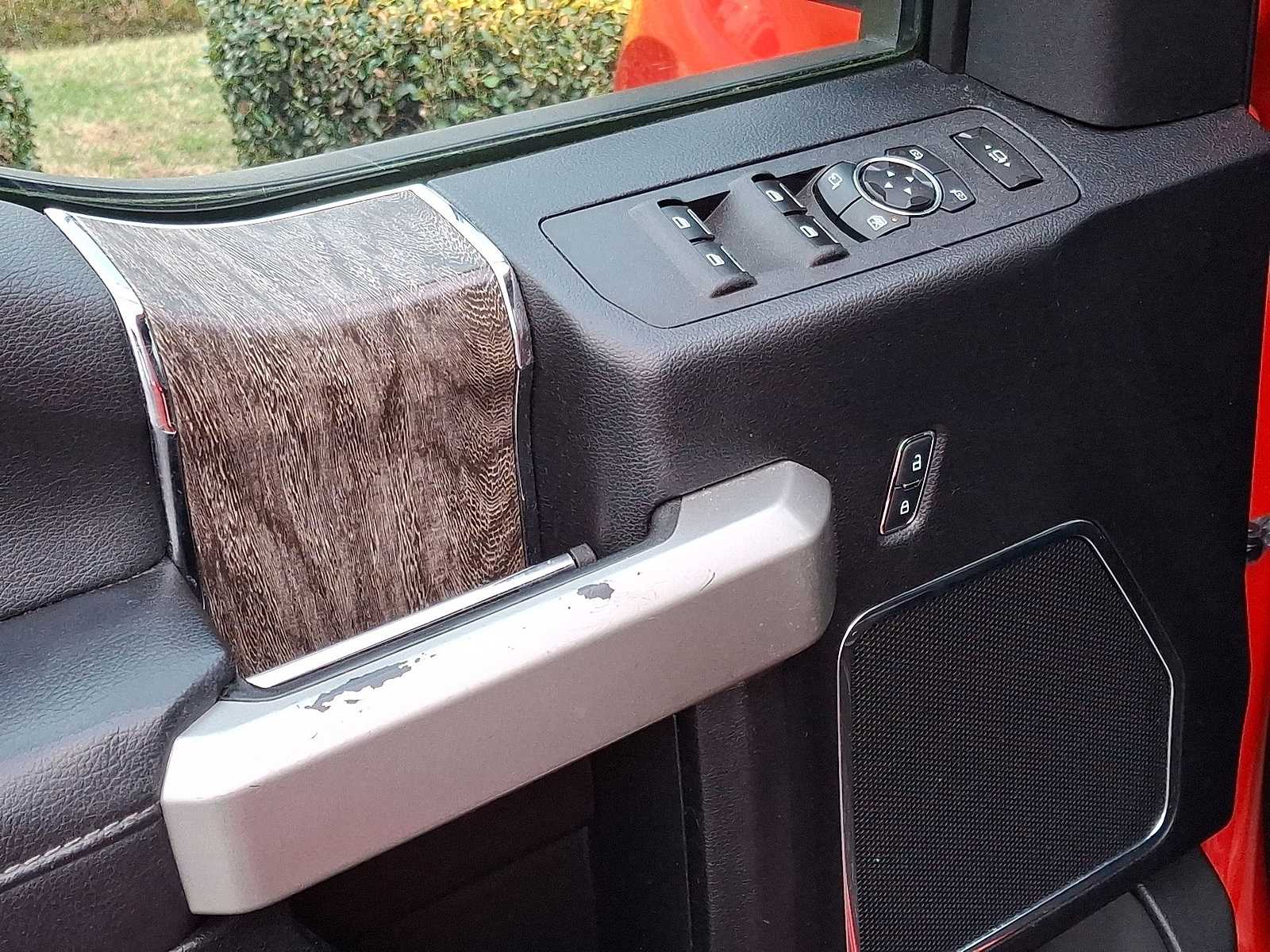 Thumbnail: 2017 Ford F-350 - 28