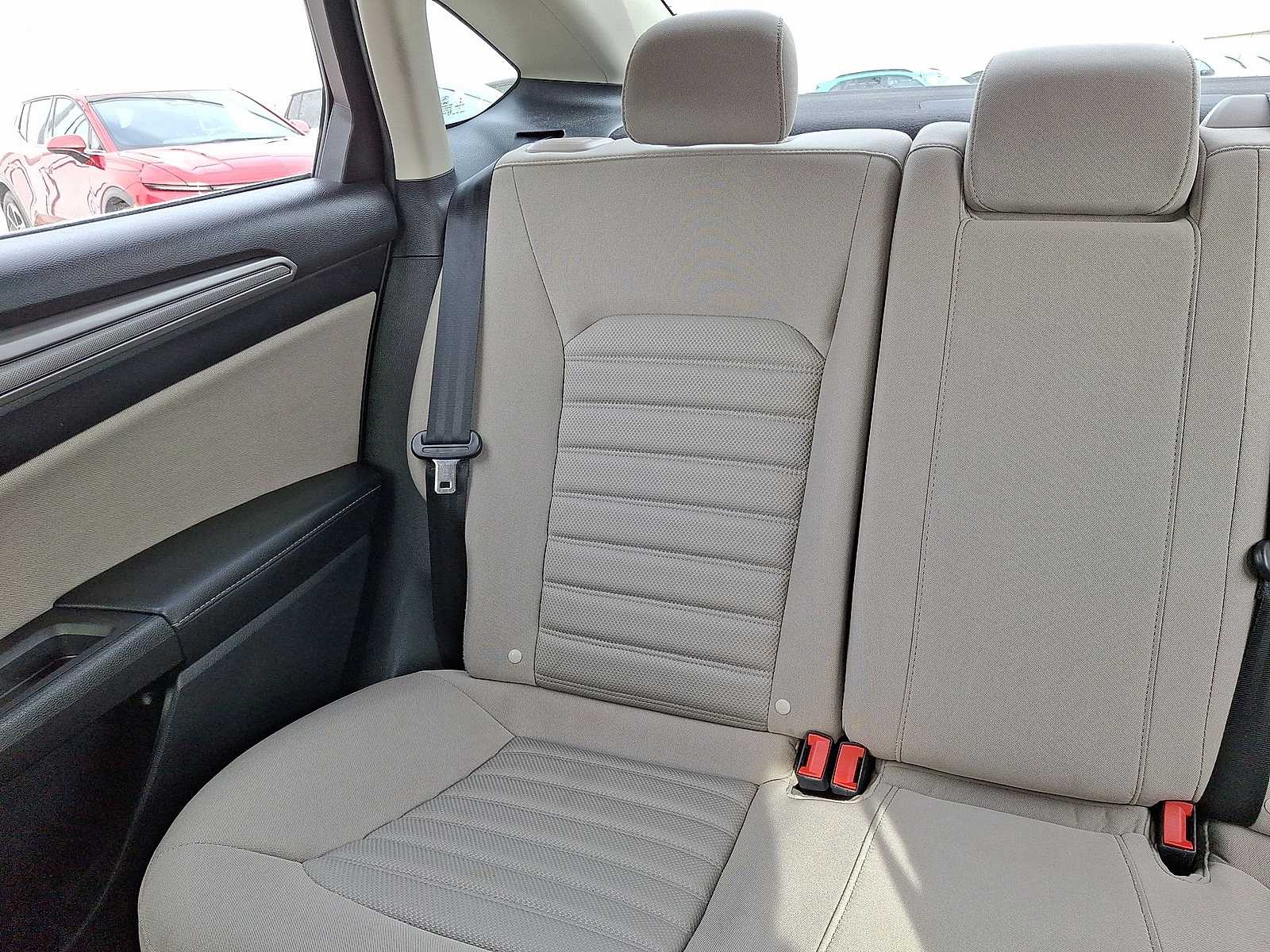 Thumbnail: 2018 Ford Fusion - 13