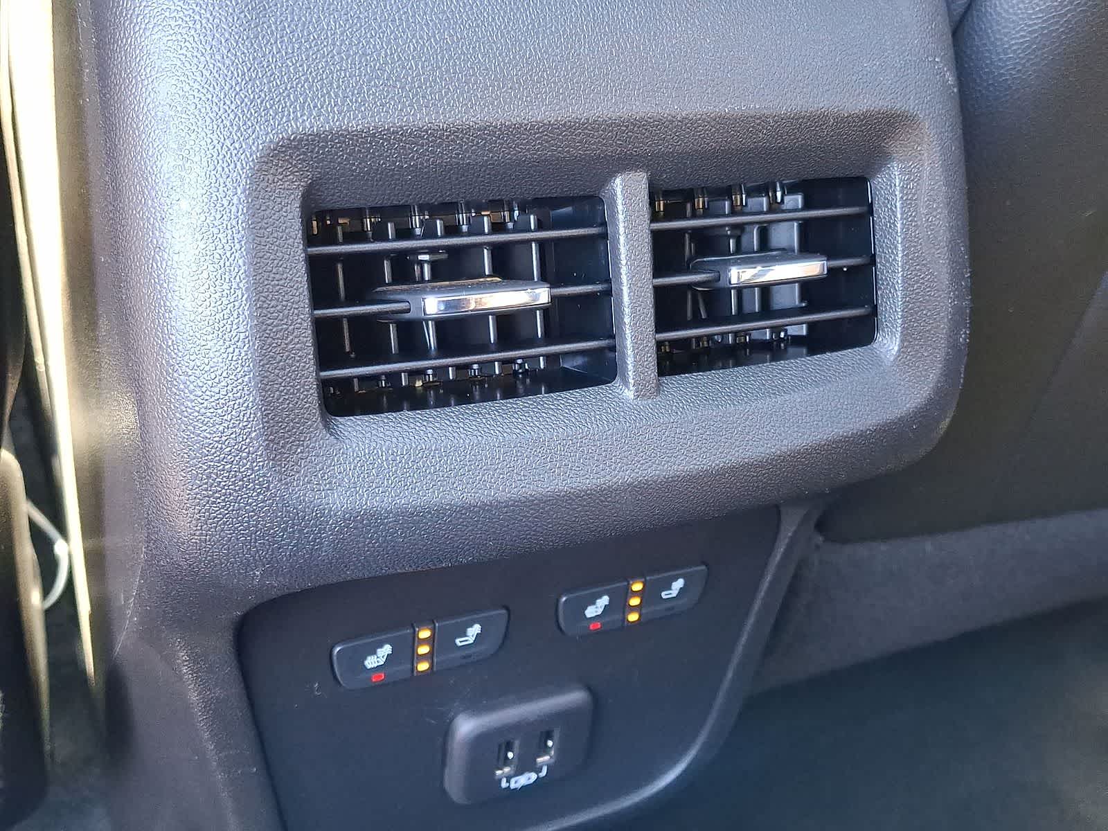 Thumbnail: 2023 Chevrolet Equinox - 28