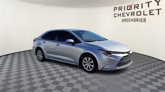 Thumbnail: 2023 Toyota Corolla - 3