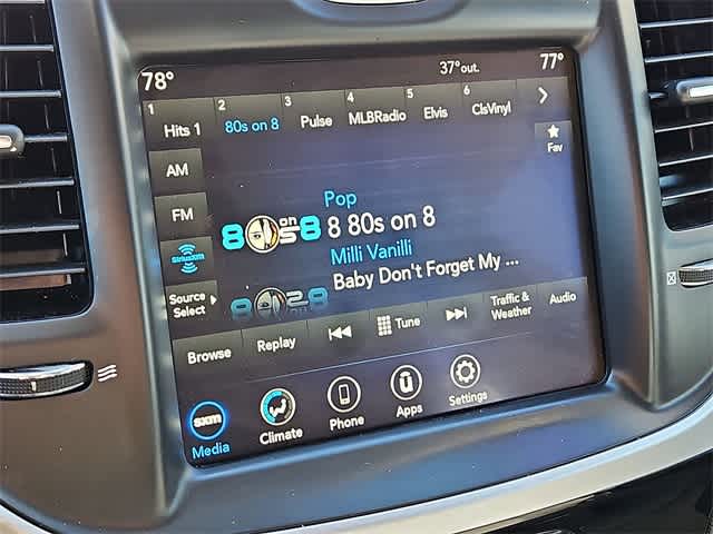 Thumbnail: 2023 Chrysler 300 - 19