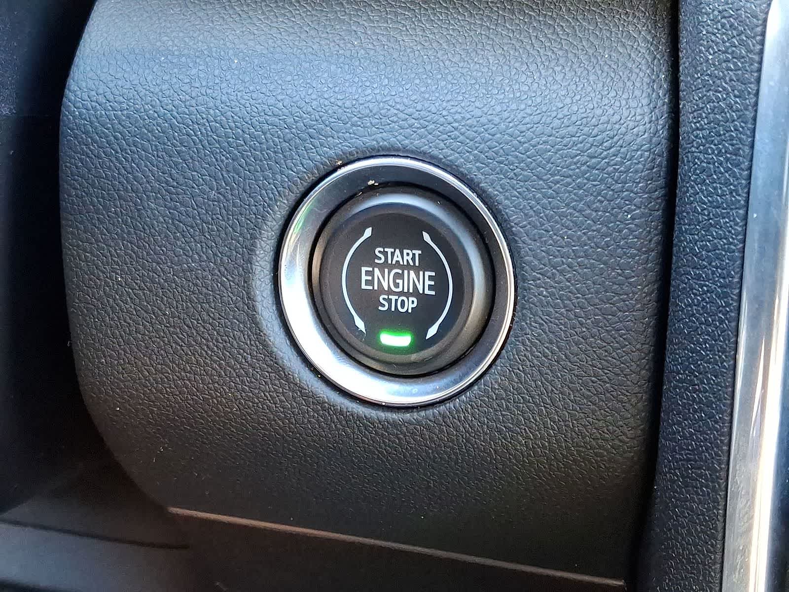 Thumbnail: 2025 GMC Acadia - 23