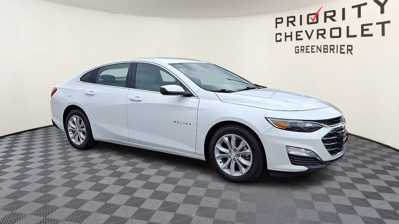Thumbnail: 2023 Chevrolet Malibu - 2