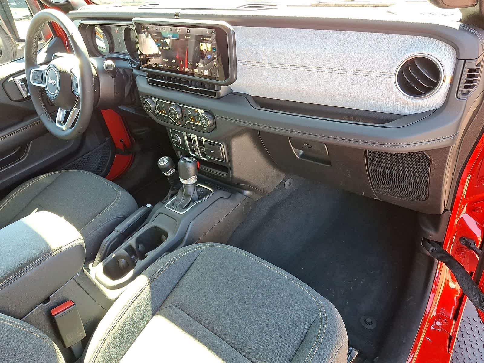 Thumbnail: 2025 Jeep Wrangler - 33