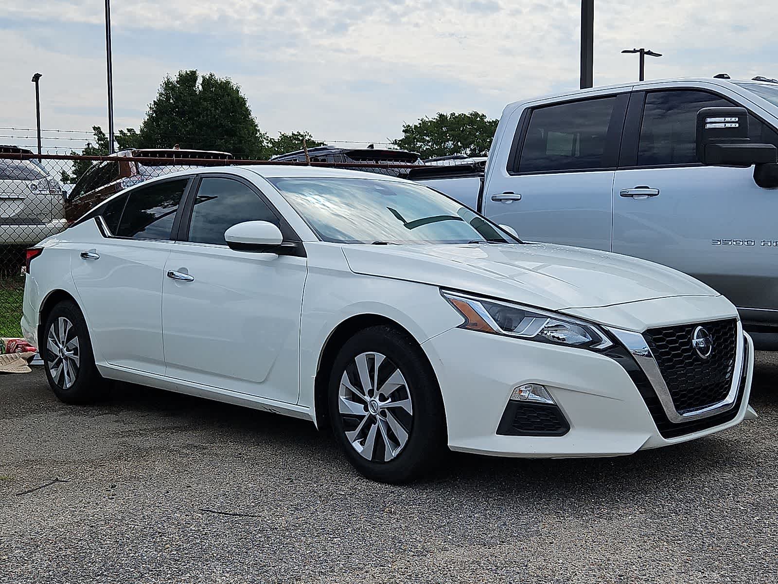 Thumbnail: 2021 Nissan Altima - 2