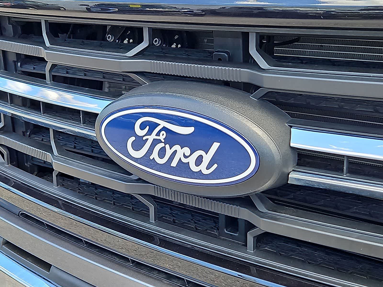 Thumbnail: 2025 Ford F-150 - 32