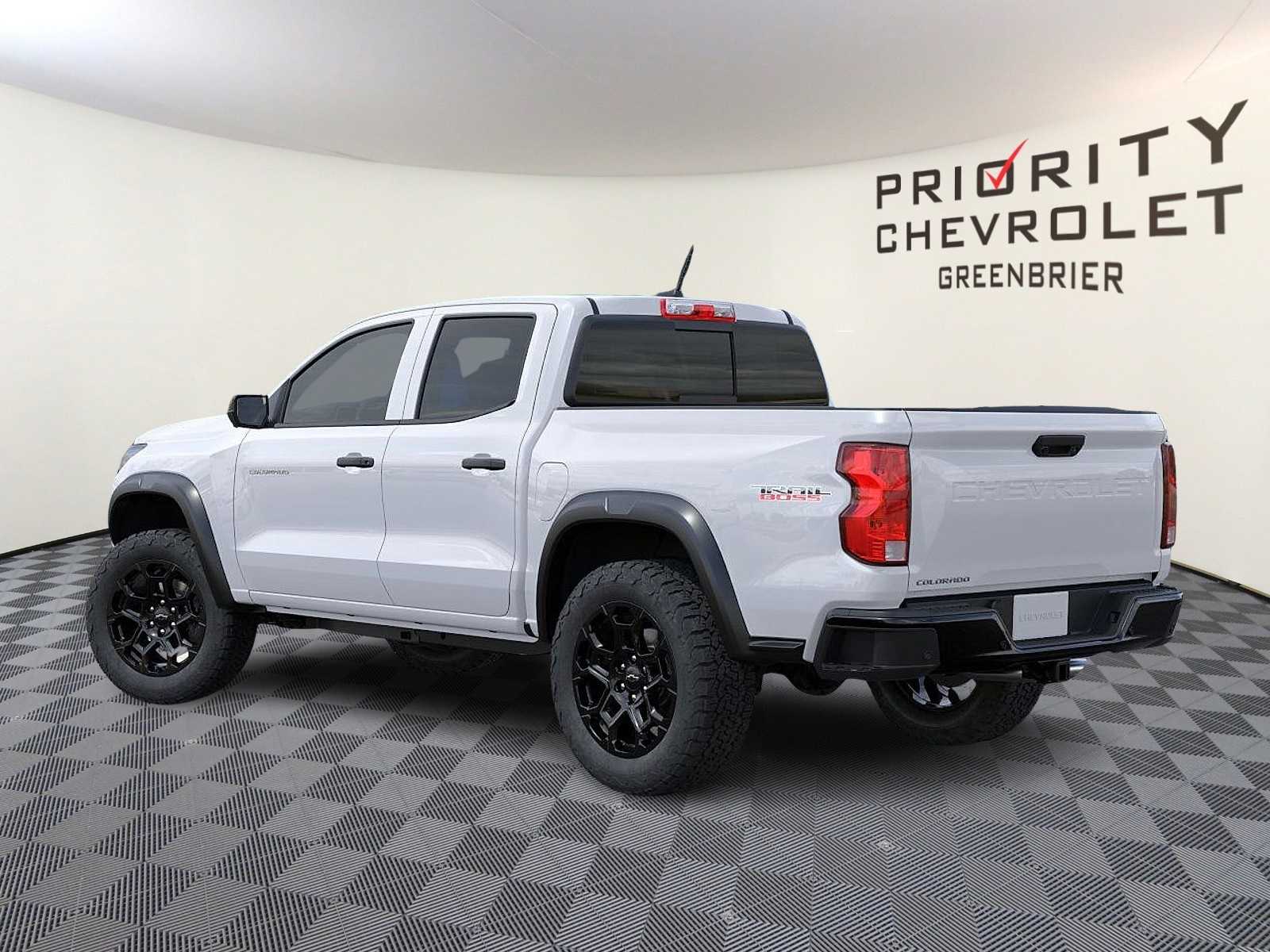 Thumbnail: 2026 Chevrolet Colorado - 3