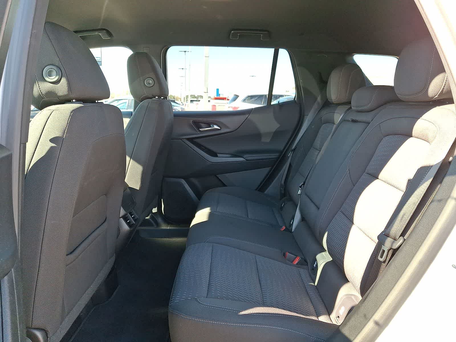 Thumbnail: 2025 Chevrolet Equinox - 30