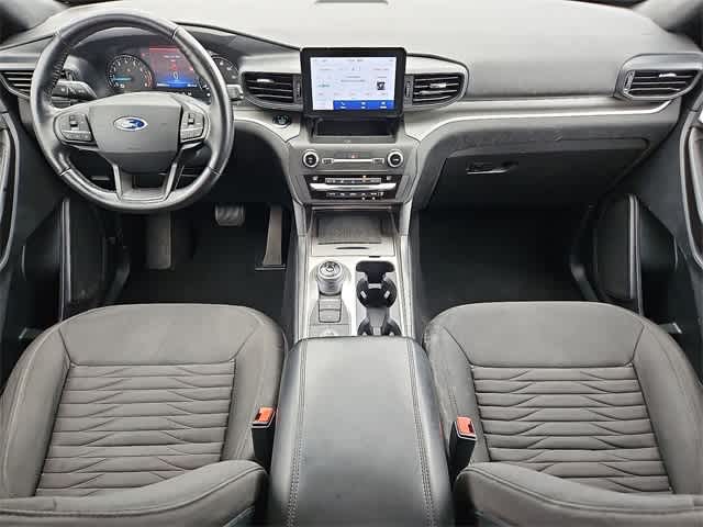 Thumbnail: 2020 Ford Explorer - 25