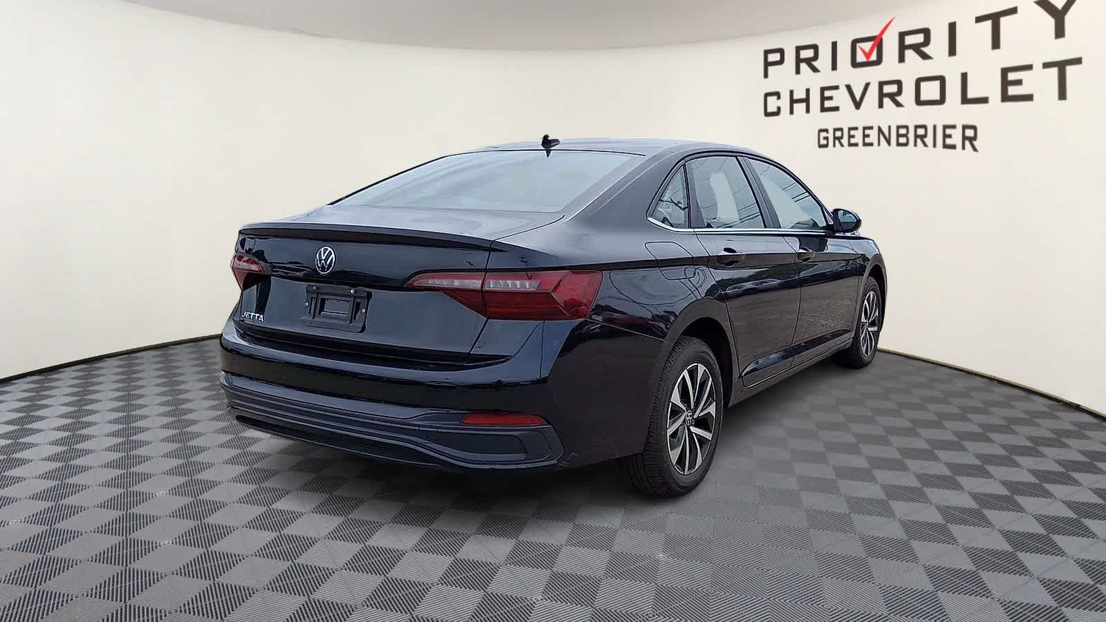 Thumbnail: 2024 Volkswagen Jetta - 8