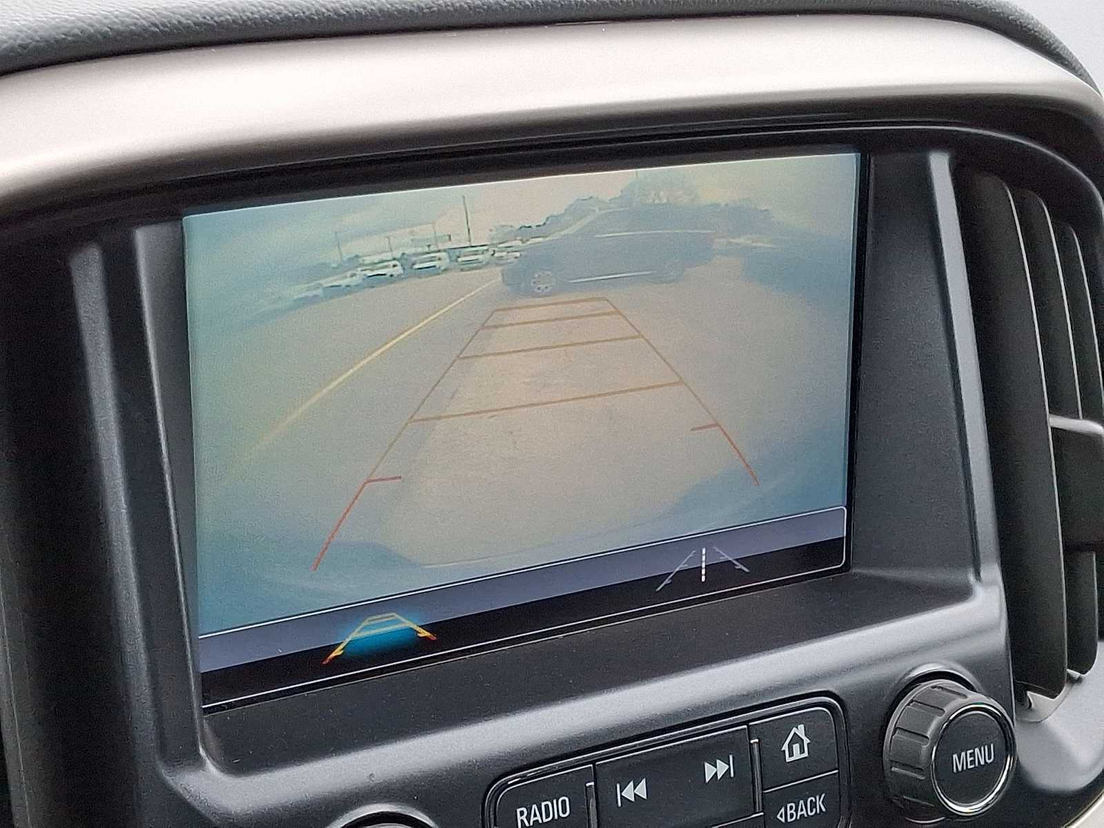 Thumbnail: 2018 Chevrolet Colorado - 21