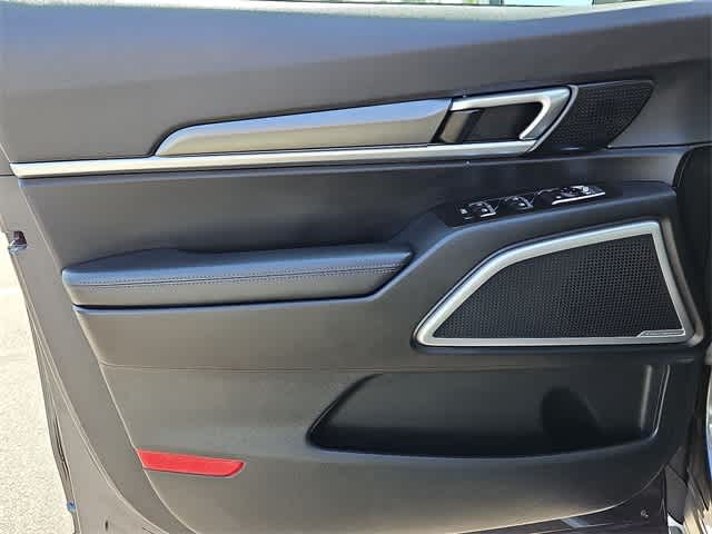 Thumbnail: 2022 Kia Telluride - 29