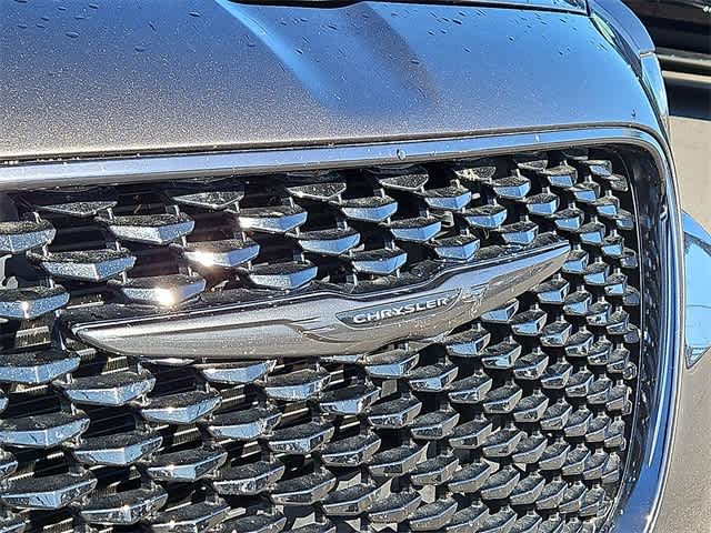 Thumbnail: 2023 Chrysler 300 - 35