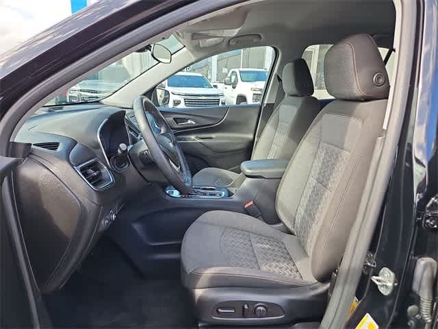 Thumbnail: 2023 Chevrolet Equinox - 24