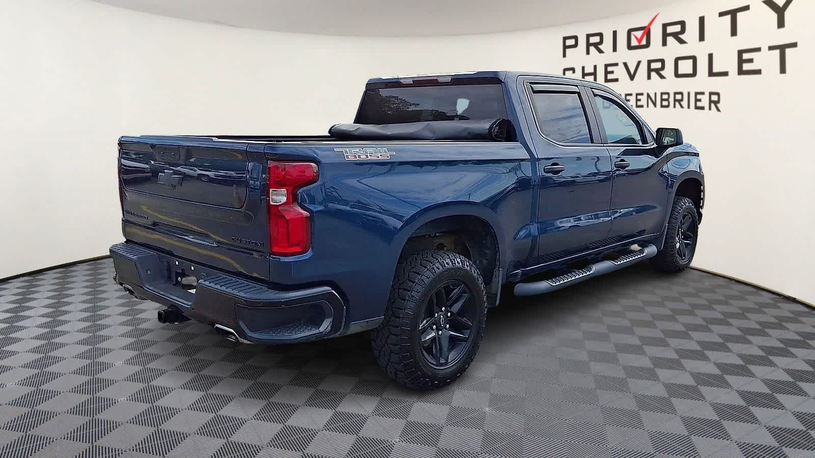 Thumbnail: 2021 Chevrolet Silverado 1500 - 8