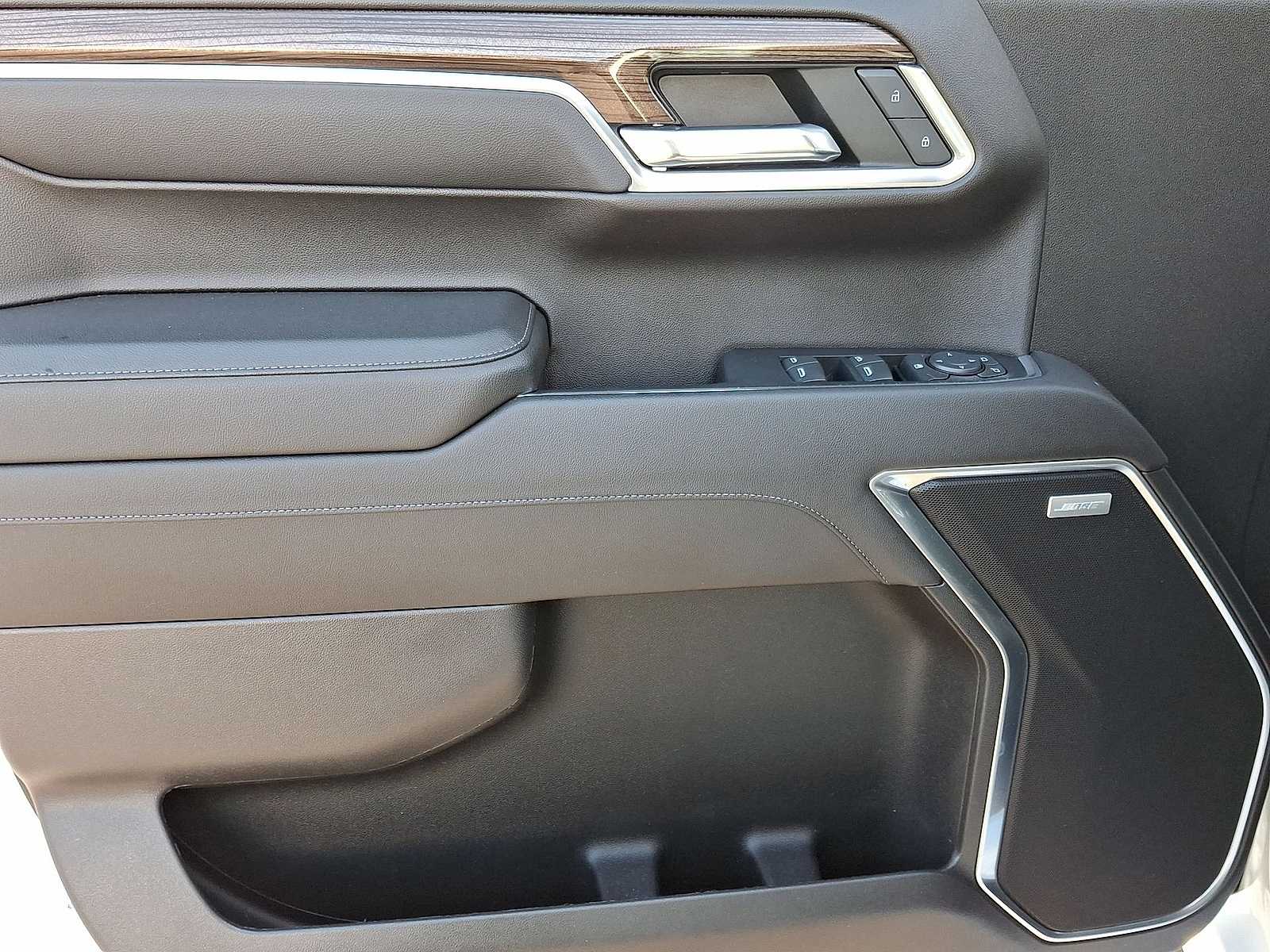 Thumbnail: 2022 Chevrolet Silverado 1500 - 27