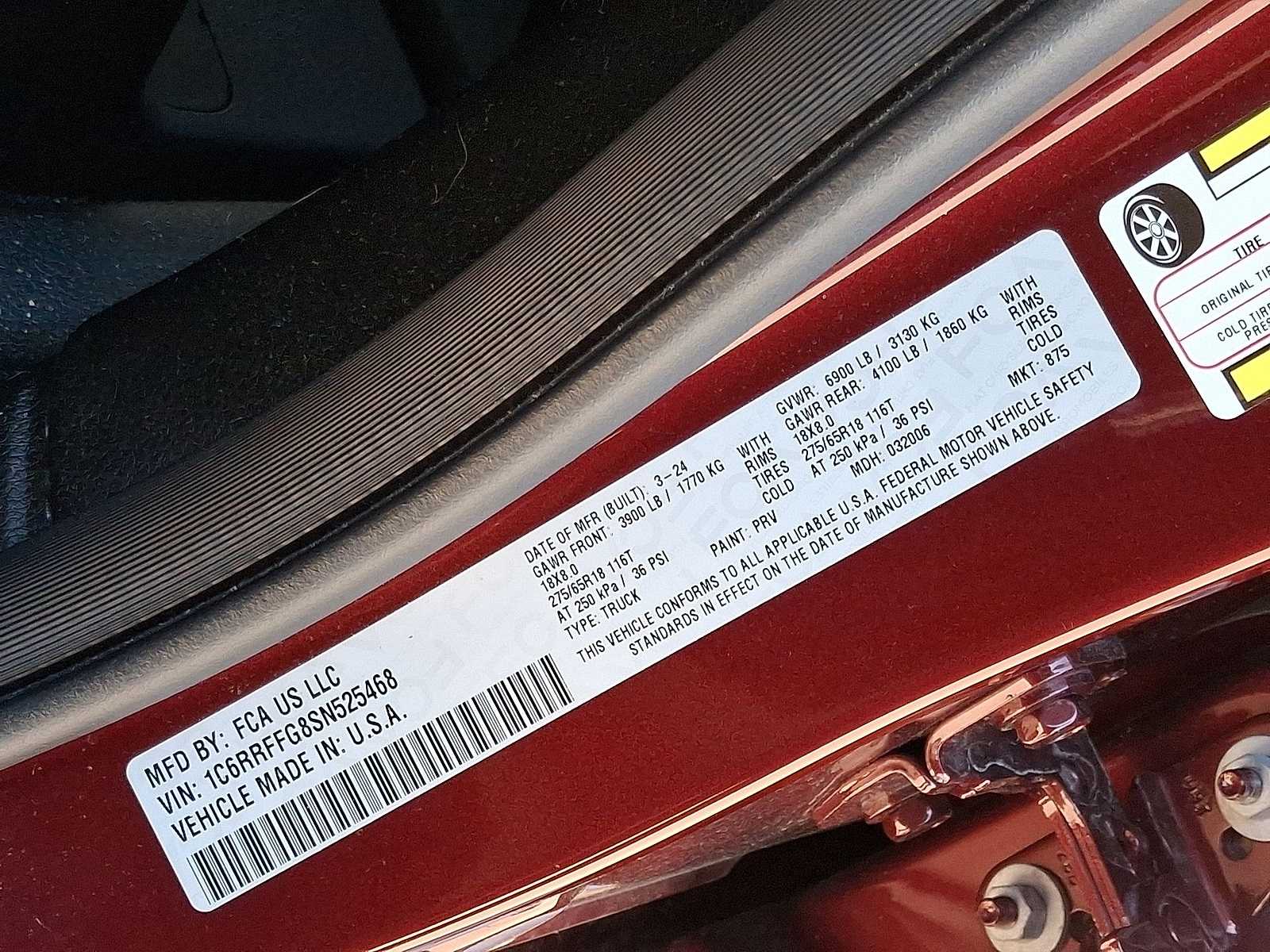 Thumbnail: 2025 RAM 1500 - 38