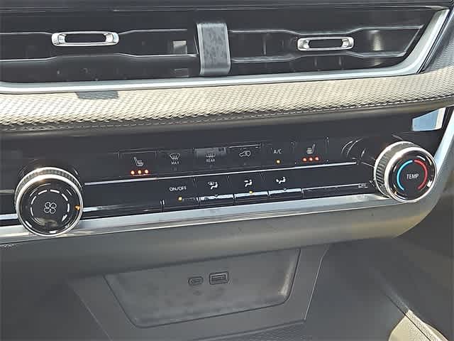 Thumbnail: 2025 Chevrolet Equinox - 10