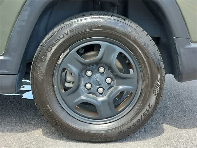 Thumbnail: 2018 Jeep Compass - 38