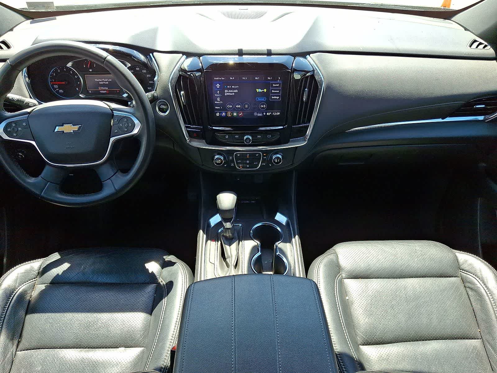 Thumbnail: 2023 Chevrolet Traverse - 11