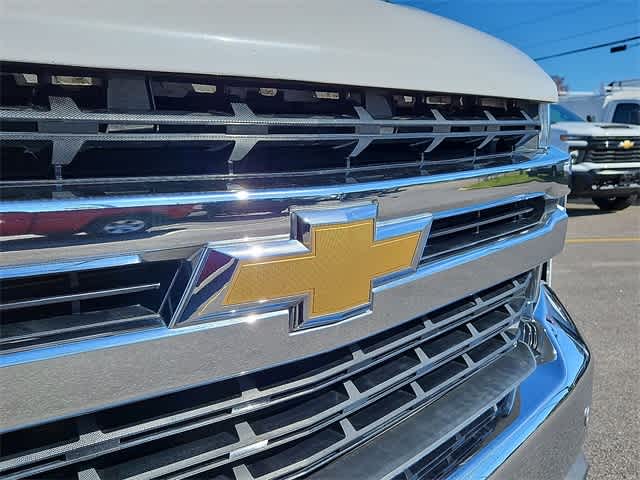 Thumbnail: 2021 Chevrolet Silverado 1500 - 35