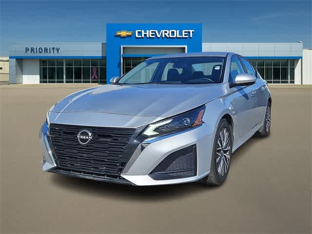 Thumbnail: 2023 Nissan Altima - 1