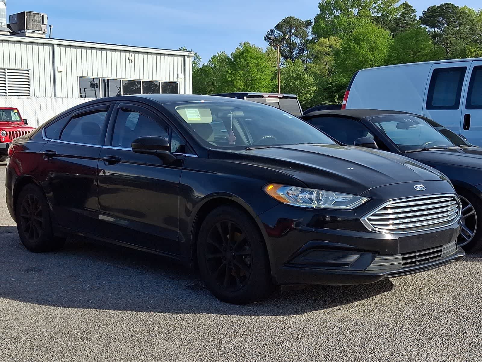 Thumbnail: 2017 Ford Fusion - 2