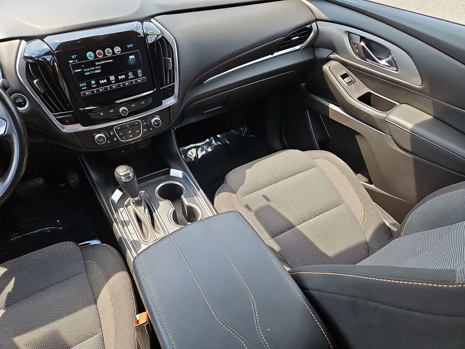 Thumbnail: 2019 Chevrolet Traverse - 12