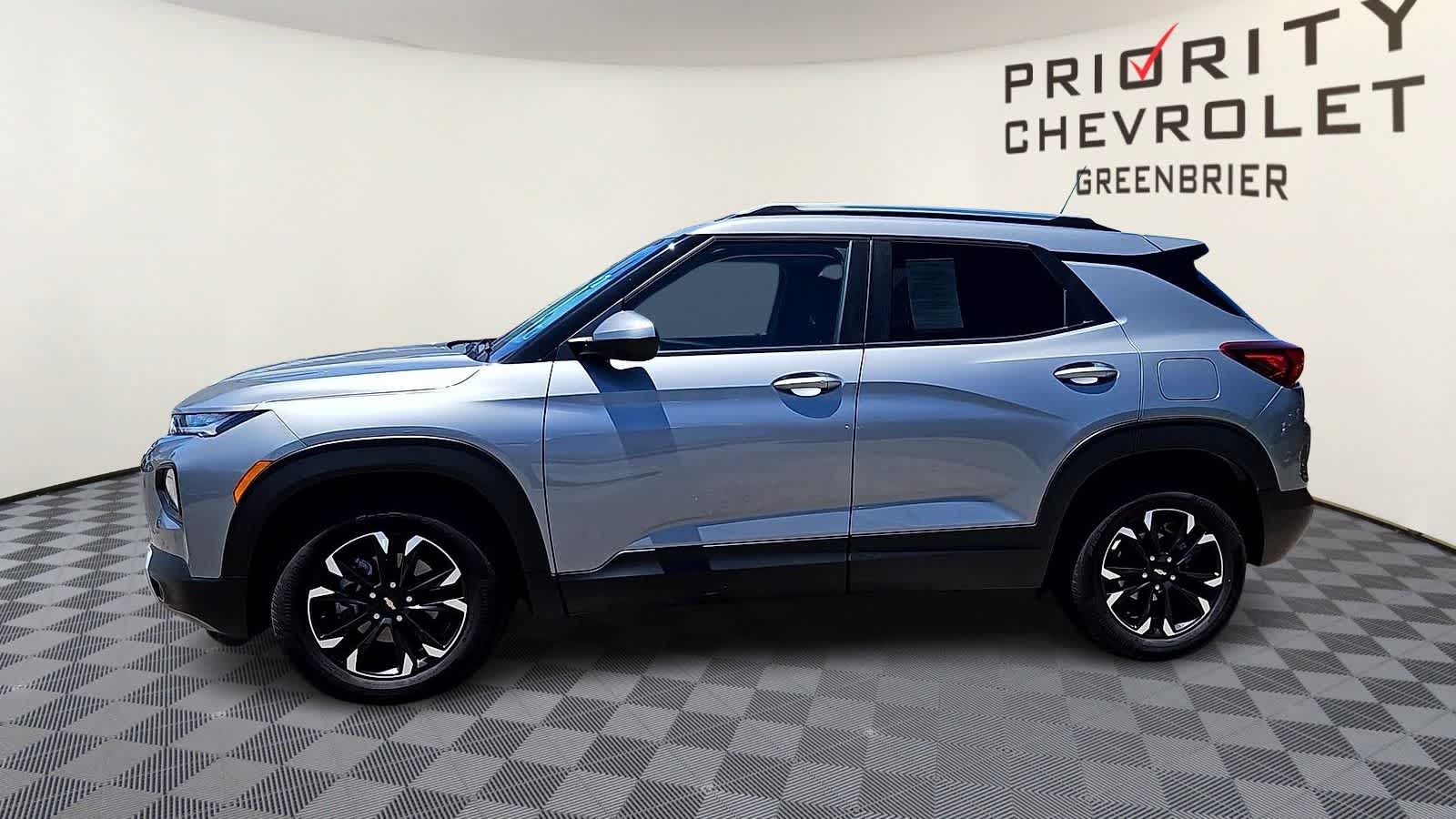 Thumbnail: 2023 Chevrolet TrailBlazer - 4