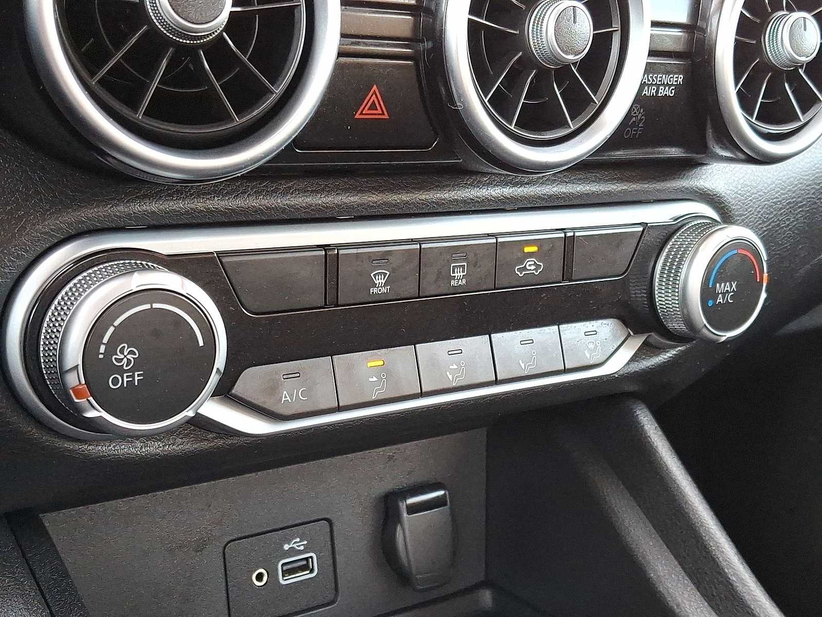 Thumbnail: 2021 Nissan Sentra - 23