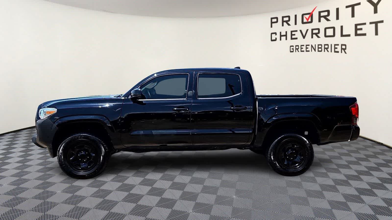 Thumbnail: 2023 Toyota Tacoma - 5