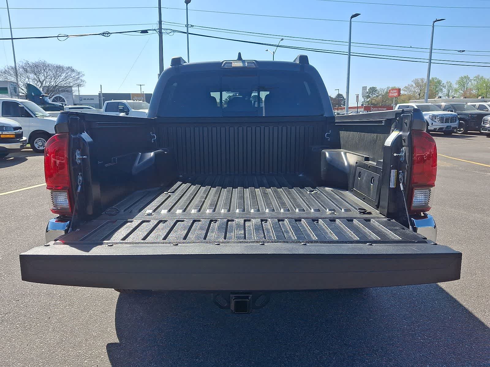 Thumbnail: 2023 Toyota Tacoma - 30