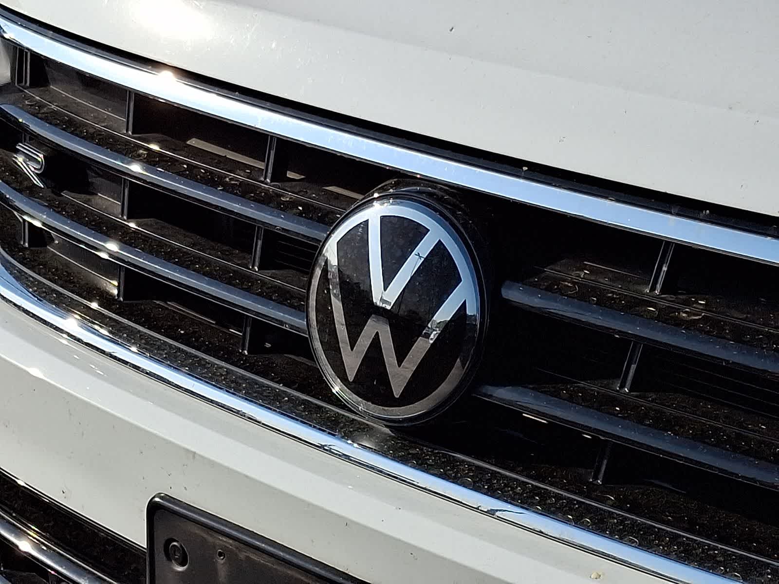 Thumbnail: 2022 Volkswagen Tiguan - 6