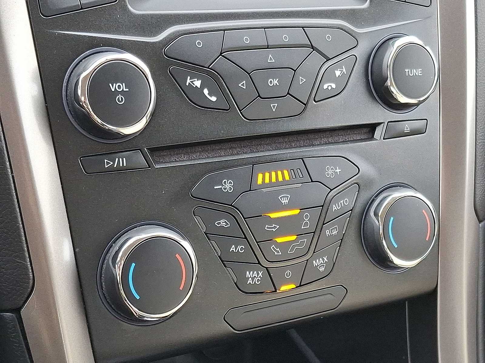 Thumbnail: 2018 Ford Fusion - 23