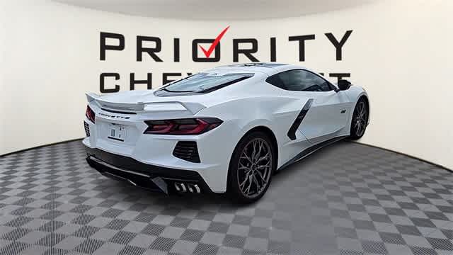 2023 Chevrolet Corvette Stingray 8