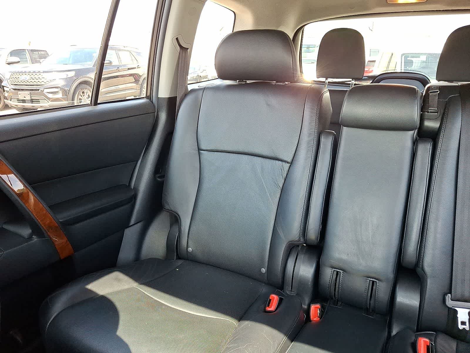 Thumbnail: 2012 Toyota Highlander - 13